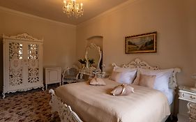 Lh Hotel Gold
